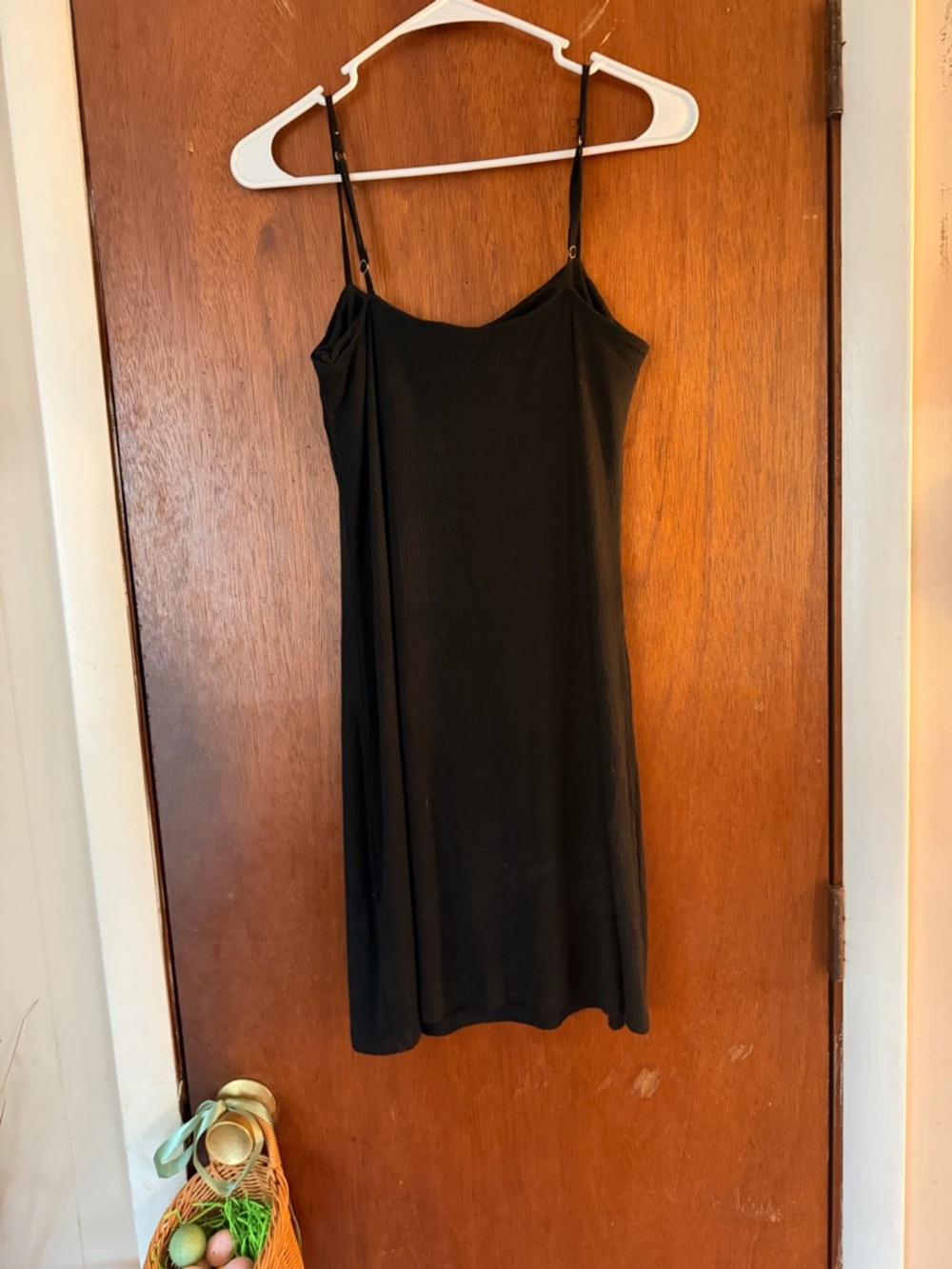 Hollister Black Ribbed Tank with White Daisy Embroidery - Picture 2 of 4
